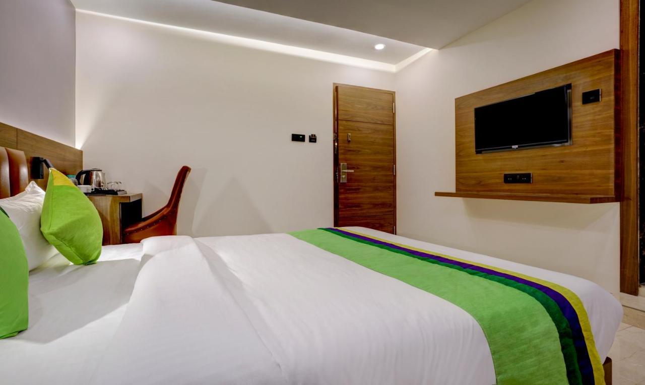 Treebo Castle Rock Inn Mumbai Luaran gambar
